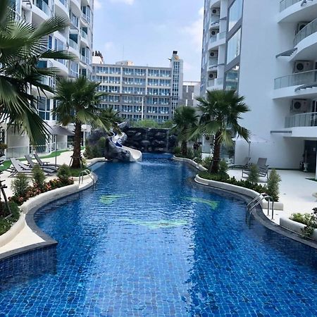 Luxury Business Suits In Grand Avenue By Pattaya City Estates Dış mekan fotoğraf