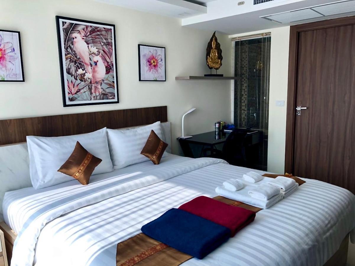 Luxury Business Suits In Grand Avenue By Pattaya City Estates Dış mekan fotoğraf