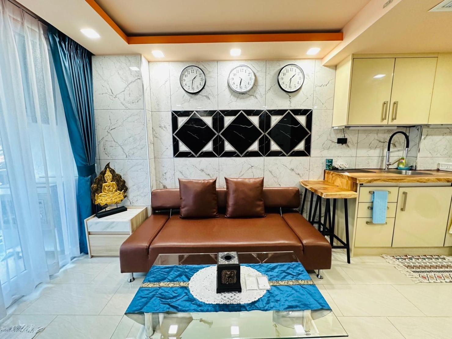 Luxury Business Suits In Grand Avenue By Pattaya City Estates Dış mekan fotoğraf