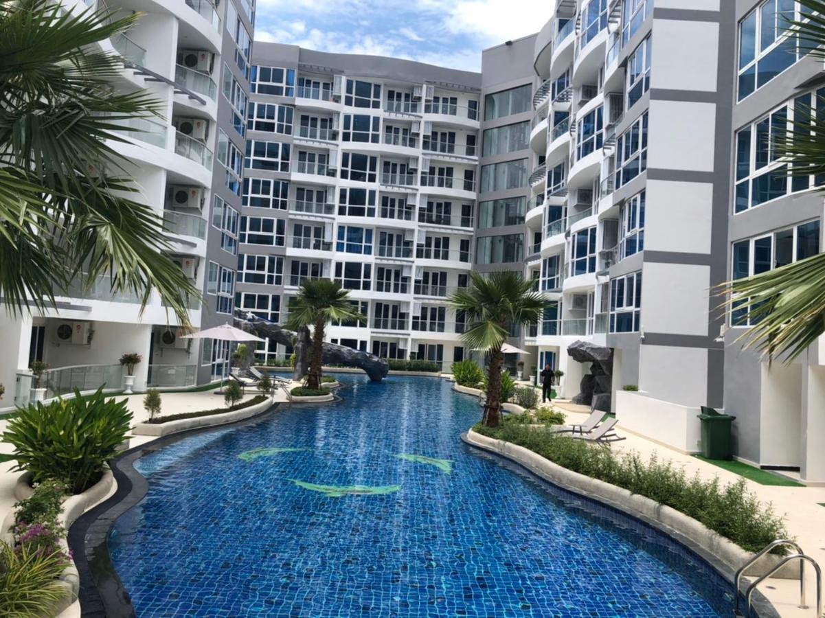 Luxury Business Suits In Grand Avenue By Pattaya City Estates Dış mekan fotoğraf