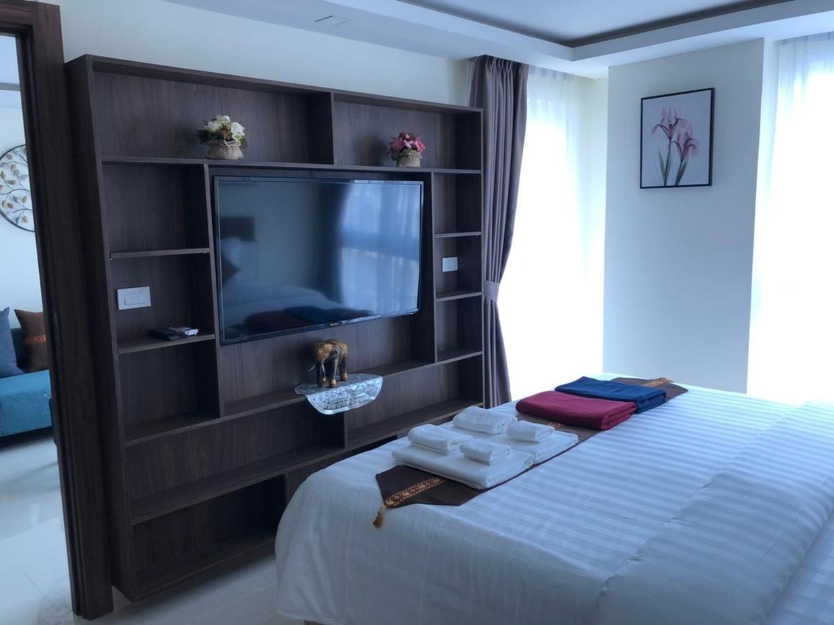 Luxury Business Suits In Grand Avenue By Pattaya City Estates Dış mekan fotoğraf
