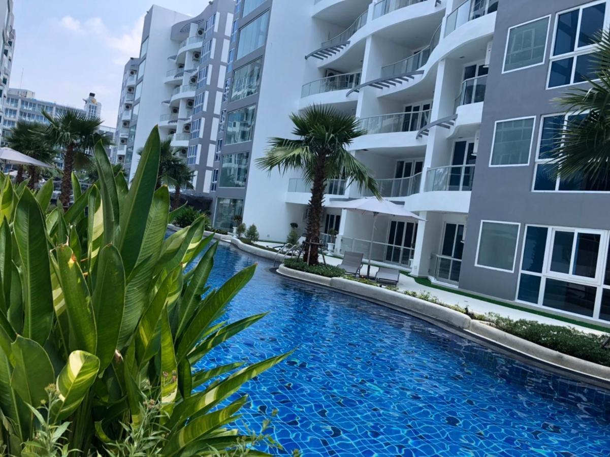 Luxury Business Suits In Grand Avenue By Pattaya City Estates Dış mekan fotoğraf
